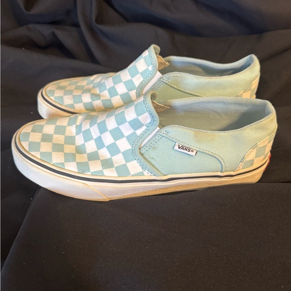 VANS - Picture 3 of 9